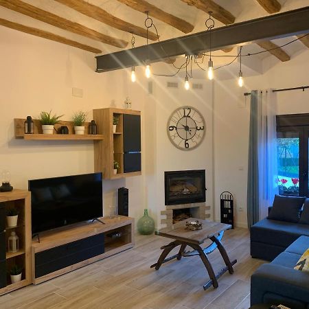 Alojamiento Con Amplio Salon Y Chimenea. Apartman Valverde  Kültér fotó