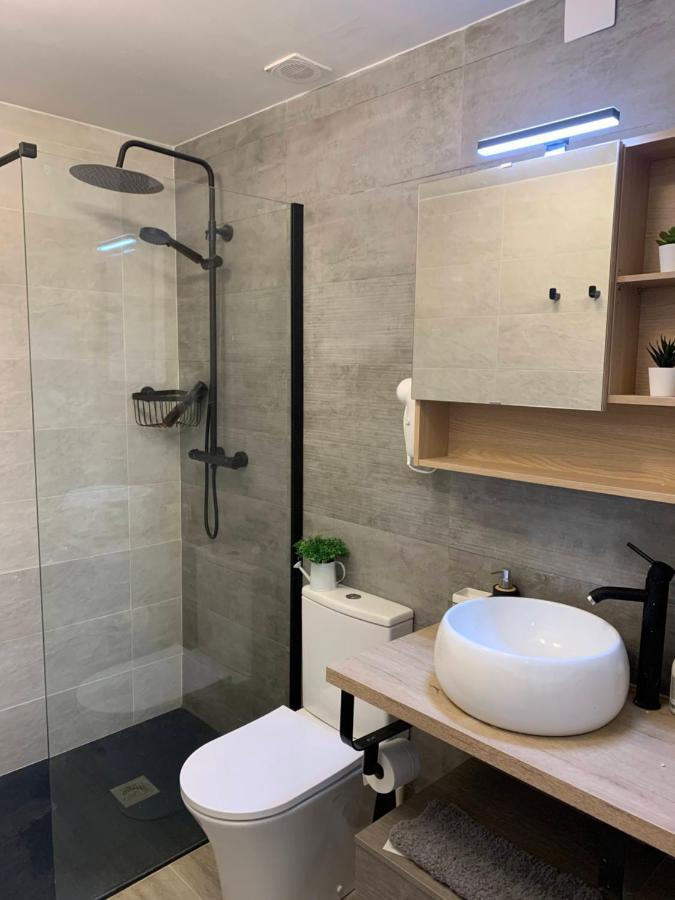 Alojamiento Con Amplio Salon Y Chimenea. Apartman Valverde  Kültér fotó
