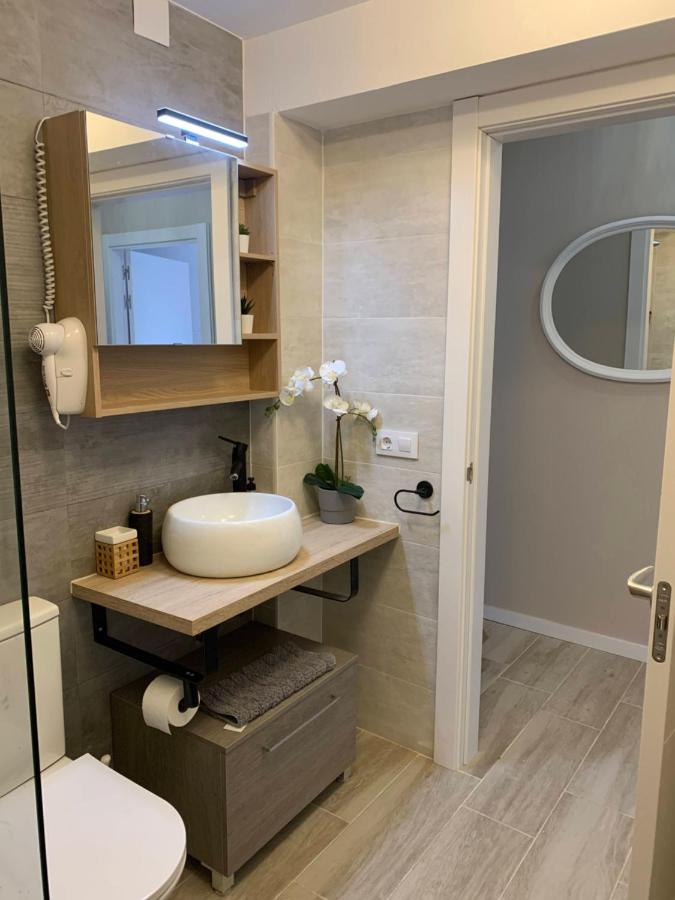Alojamiento Con Amplio Salon Y Chimenea. Apartman Valverde  Kültér fotó